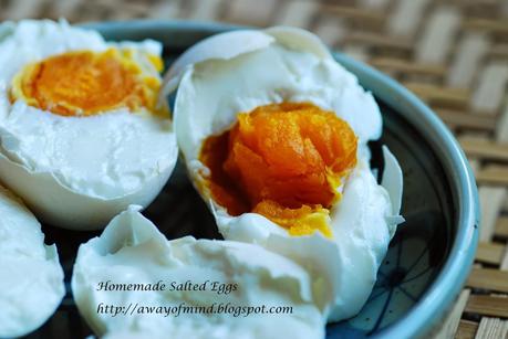 Homemade Salted Eggs 自制咸蛋 Homemade Salted Eggs 自制咸蛋