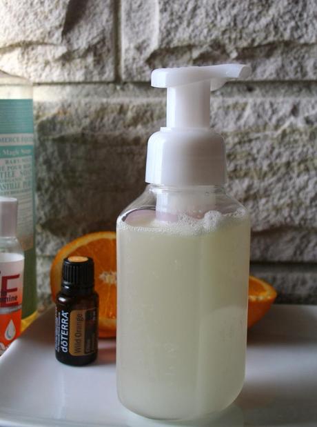 DIY Homemade Foam Hand Soap  (Chemical Free)