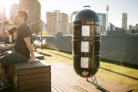 Minaj et Trois Pro Q Smoker BBQ image Minaj et Trois Pro Q Smoker BBQ