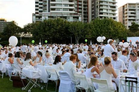Diner en Blanc 2014 Photo by Marysia Hacon.