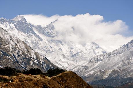 Himalaya Fall 2014: More Trekkers Rescued, Search Continues For Those Missing