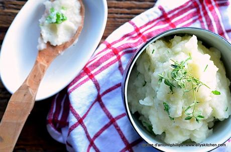 garlic onion rustic mashed potatoes with fresh herbs