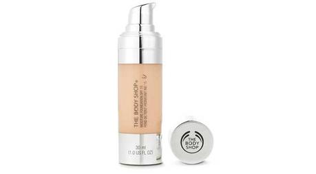 The Body Shop Moisture Foundation with SPF 15