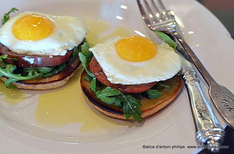 Breakfast Salad Eggs