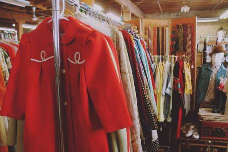 BEEHIVE CHICAGO VINTAGE COLLECTIVE Beehive-Chicago-Vintage-Collective-7