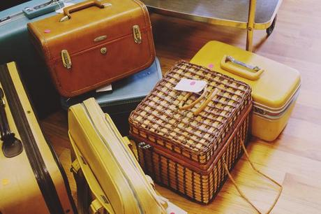 BEEHIVE CHICAGO VINTAGE COLLECTIVE Beehive-Chicago-Vintage-Collective-6
