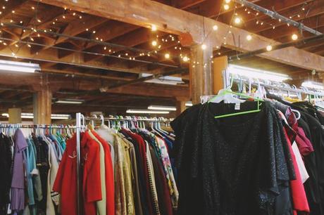 BEEHIVE CHICAGO VINTAGE COLLECTIVE Beehive-Chicago-Vintage-Collective-11