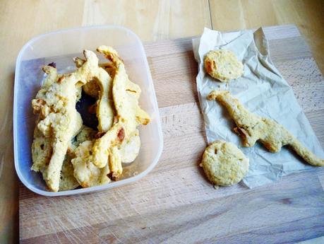 White Chocolate Chip Biscuits White Chocolate Chip Biscuits