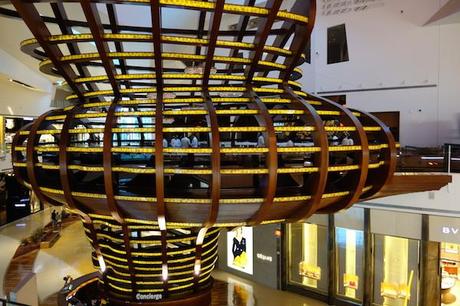 ARIA Las Vegas: A Thousand Ways to Say “Wow!” Tree House dining at Mastro's Ocean Club at Crystals