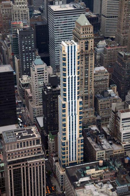 425 Fifth Avenue residential tower by Michael Graves