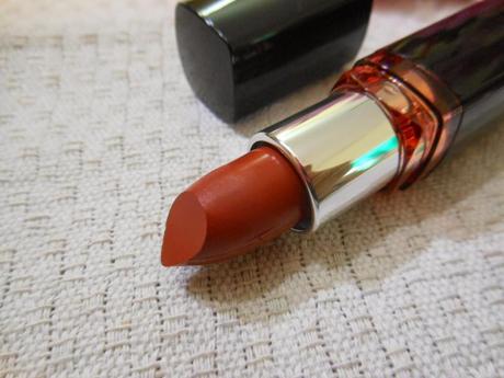 Maybelline Color Show Lipstick Caramel Custard (309) : Review, Swatch, FOTD