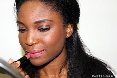 Beauty Review: GlowwBox October '14 Edition Beauty Review: GlowwBox October '14 Edition