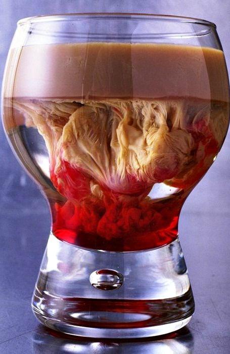 Thirsty Thursday: Spooky Halloween Cocktails Spooky zombie brain halloween cocktail