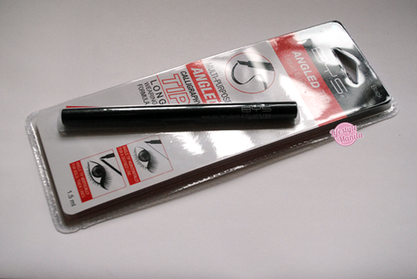 BYS-Angled-Tip-Liquid-Eyeliner-Pen-1.5ml