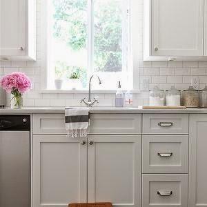 The Perfect White Paint ((Benjamin Moore Cloud White) and One To Absolutely Avoid The Perfect White Paint ((Benjamin Moore Cloud White) and One To Absolutely Avoid