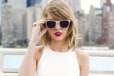 Taylor Swift Predicted To Sell 1 Million Copies Of “1989” Embedded image permalink