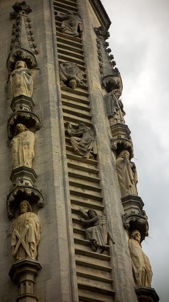 Jacob's Ladder on the front of Bath Abbey