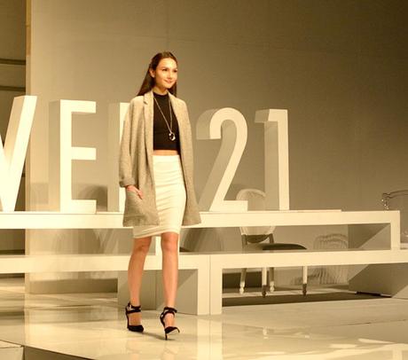 15 Forever 21 - Philippine Fashion Week - Genzel Kisses (c)