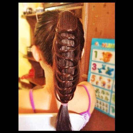 When you have a 10 year-old girl, you can add hairstylist to your cv. đŸ‘� đŸ˜Š #beingmom #momduties #hairstyle #parenting