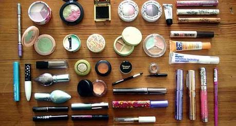 The Right Way To Pack Your Beauty Essentials