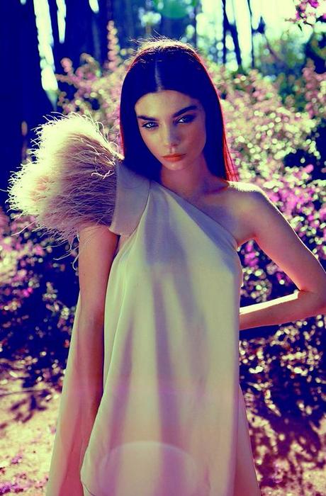 Aliona Kononova is immersed in nature ilovegreeninspiration_moe_ss_15_03