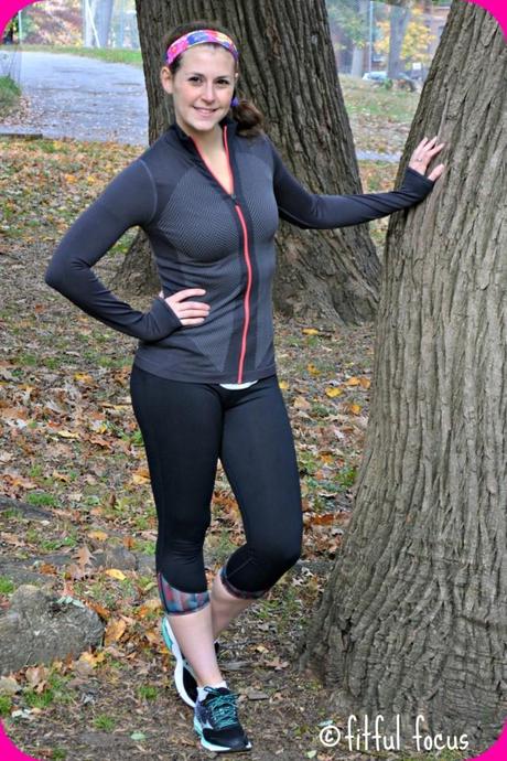 Fit & Fashionable Friday Link Up #2 Fabletics Outfit via Fitful Focus #fitnfashionable
