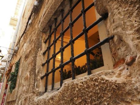P8100439 ”世界の宝”　ドゥブログニク，城内の風景 / Dubrovnik, Thesaurum mundi, sight into the castle walls