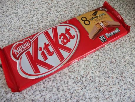 a toffee flavor kitkat with dark and white chocolate