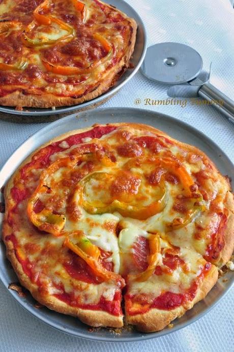2 ingredients Pizza Dough 简易比萨饼 2 ingredients Pizza Dough 简易比萨饼