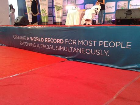 Himalaya Herbals creates a Guiness World Record of 286 facials Himalaya Herbals creates a Guiness World Record of 286 facials