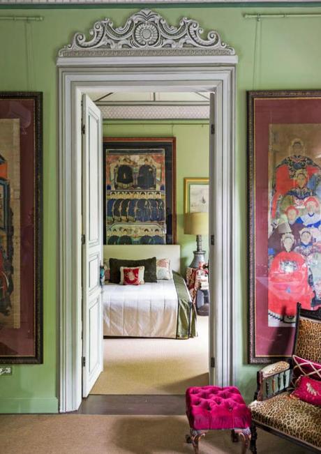 Fairytale Istanbul mansion bedroom