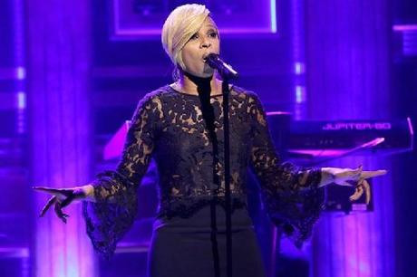 Mary J. Blige Interview with Angie Martinez Embedded image permalink