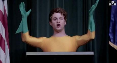 Watch: Drunk Aquaman Rants About His Powers and Insults Batman aquaman-comedy