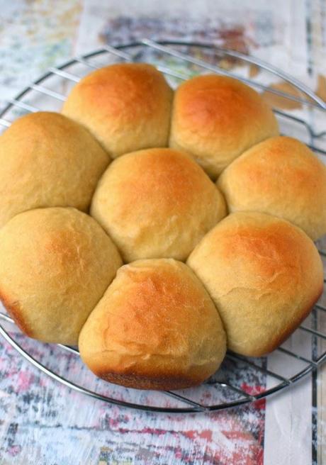 Golden Pull-apart Butter buns