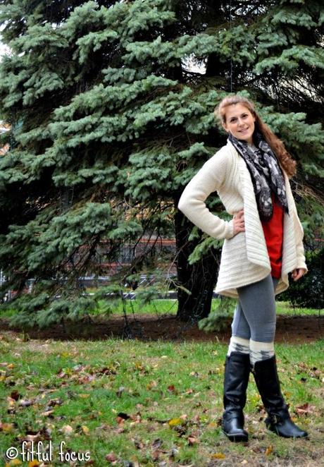 Fit & Fashionable Friday Link Up #5 – 5 Ways to Tie A Scarf Fit & Fashionable Friday via Fitful Focus #fitnfashionable