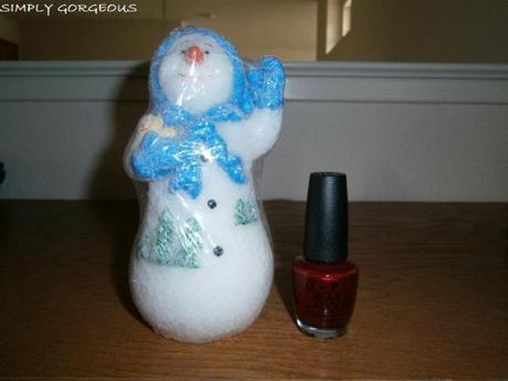 Editor’s Pick | Favorite Nail Polishes To Rock During The Fall OPI In My Santa Suit