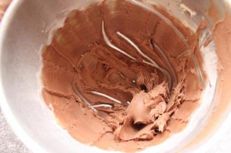 Wright’s Chocolate Sponge Kit IMG_4678