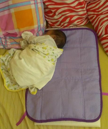 Little Bedspacer - Co-Sleeping Wiggly Burrito