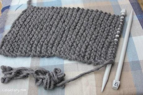 Knitting an ombre colour block scarf ombre color block scarf knitting project-4