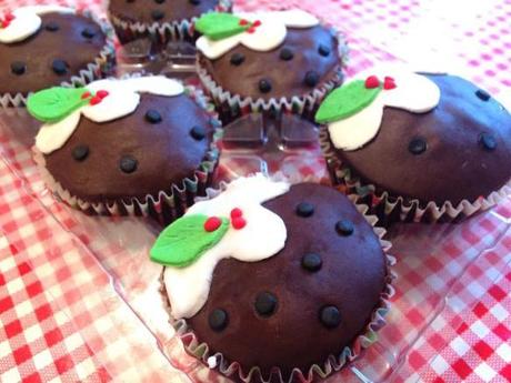 christmas pudding cupcakes festive baking ideas