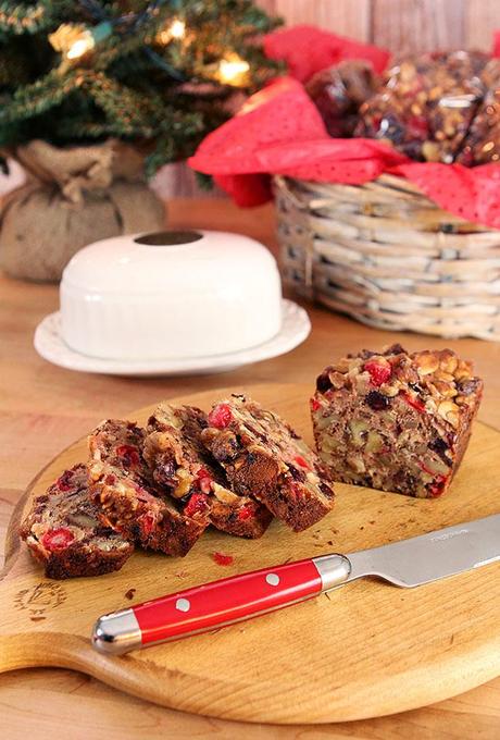Fruitcake - Easy and Delicious