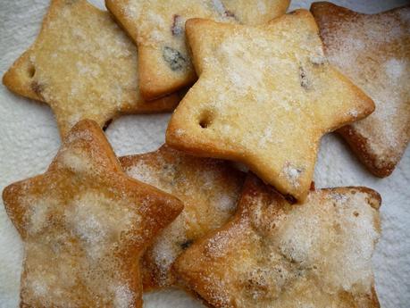 Christmas Tree Biscuit decorations recipe