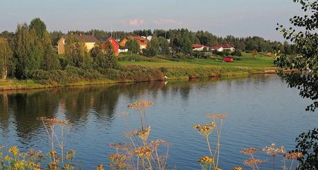 El río Kitinen a su paso por Sodankylä
