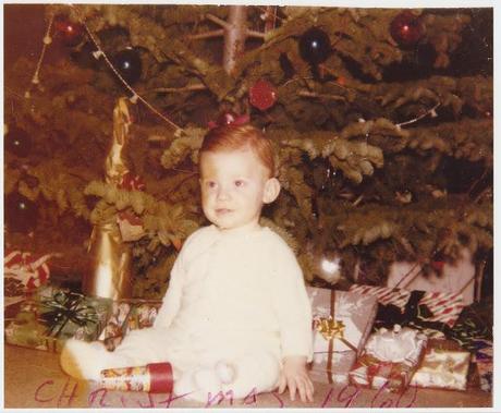 Here are some of my favorite vintage pictures from Christmas past.