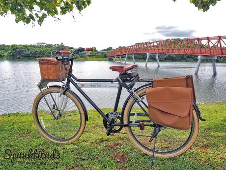 Say Hello to Robbie London Taxi Bicycle