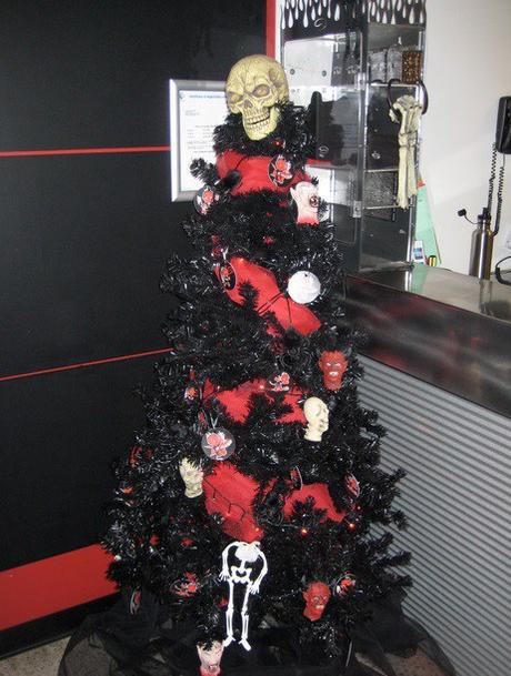 top 10 scariest looking christmas trees paperblog top 10 scariest looking christmas trees paperblog