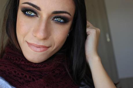 New Year's Eve 2015 Glittery Smokey Eye Makeup Tutorial New Year's Eve 2015 Glittery Smokey Eye Makeup Tutorial