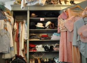 vintage dresses Retro chic shopping in Amsterdam
