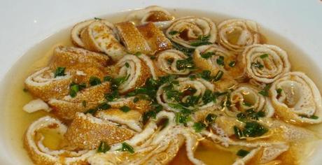 europe-comfort-food-Flädlesuppe-german