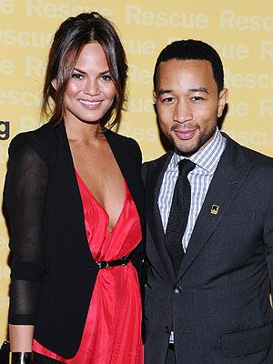 John Legend and Chrissy Teigen john legend engaged, chrissy teigen engagement ring